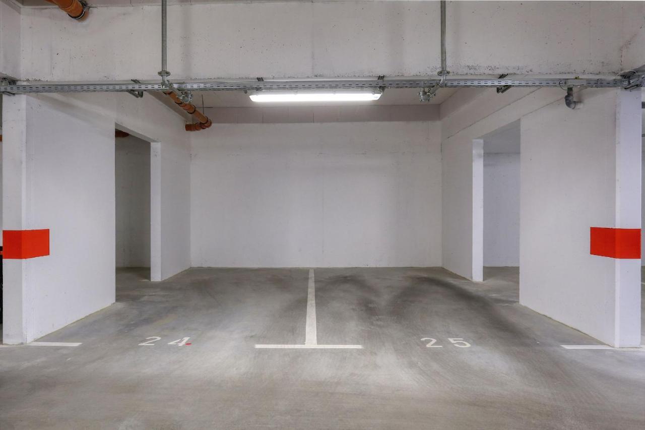 Barbara With Private Parking In The Garage Leilighet Zadar Eksteriør bilde